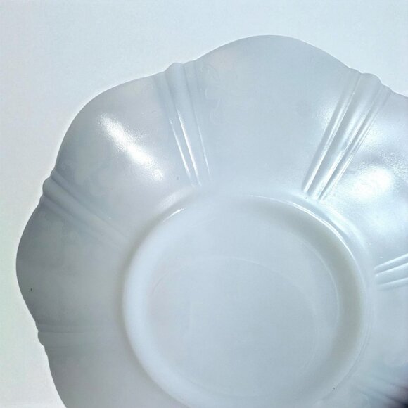 Vintage White Depression Glass Plate Embossed Scroll & Floral Pattern 10.5" - Picture 5 of 7